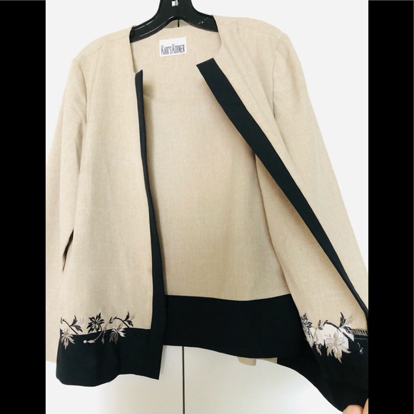 Karl’s Korner Blazer & Top Sz L 🌸Embroidered - Picture 2 of 13